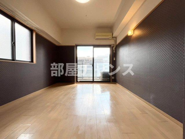 グランエターナ名古屋鶴舞の居間・リビング