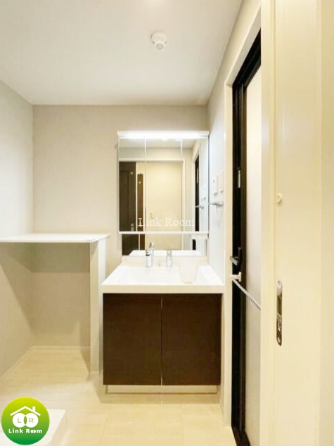 JU TOWER FRONT 亀沢の洗面所