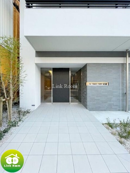 JU TOWER FRONT 亀沢のエントランス