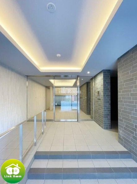 JU TOWER FRONT 亀沢のロビー