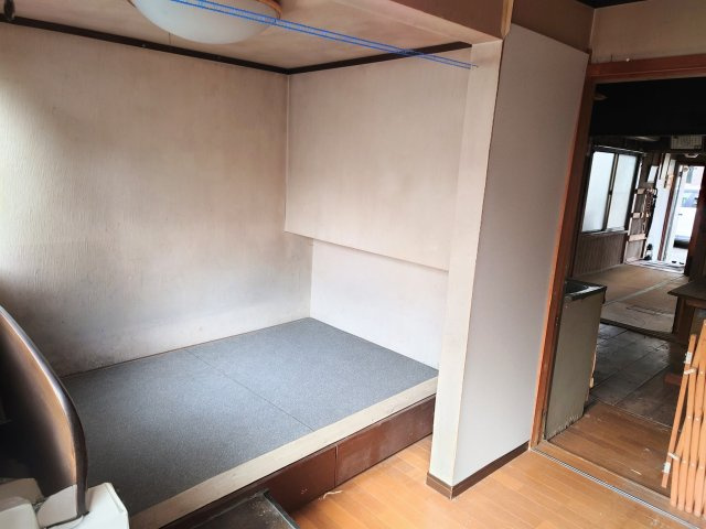 売中古戸建　静岡市駿河区鎌田の洋室