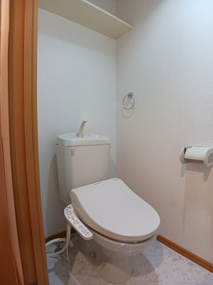 【トイレ】 | フォーウィルズコート | ゆったりとした空間のトイレです