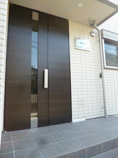 Raffineのエントランス|エントランス