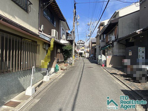 上京・東西俵屋町 新築戸建の前面道路含む現地写真