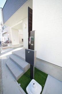 【その他】 | 【仲介手数料無料！！】稲城市押立　新築戸建て（全2棟）A号棟　5390万円 | 郵便受けポスト