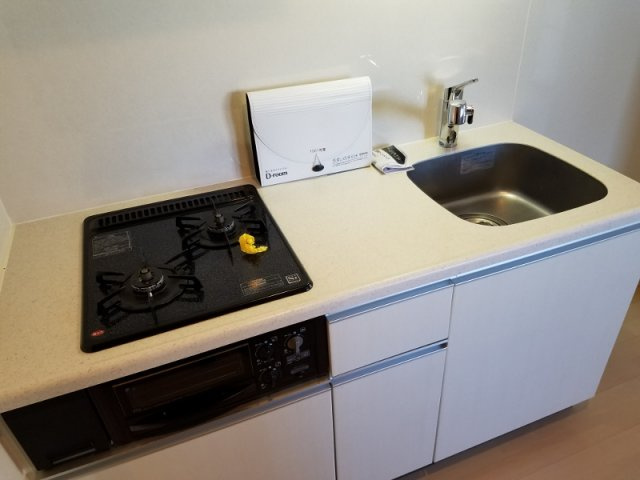 プライムコート千成のキッチン|2口システムキッチン