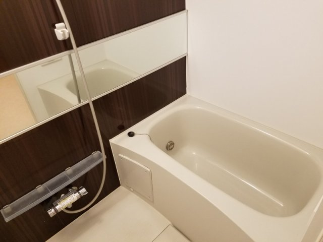 プライムコート千成の浴室|追い焚き機能・浴室乾燥付き