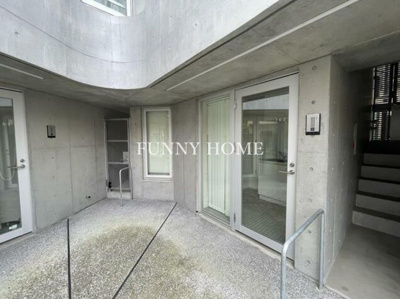 【エントランス】 | ミレドゥーエ三軒茶屋