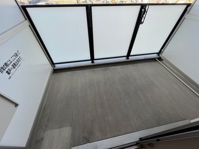 エステムコート名古屋黒川シャルマン　名古屋市賃貸　仲介手数料無料のバルコニー