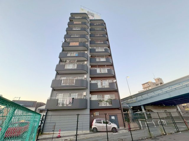 ラヴィータ豊里の外観