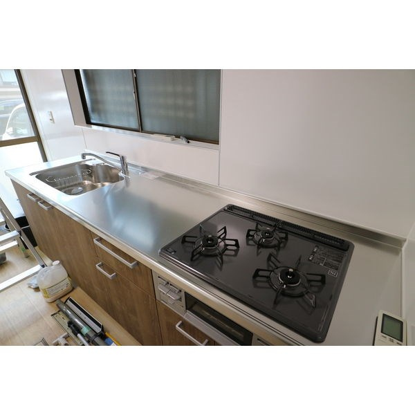 八反貸家　南のキッチン