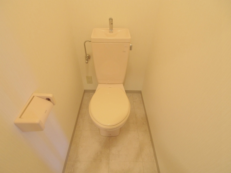 シャンペトルのトイレ