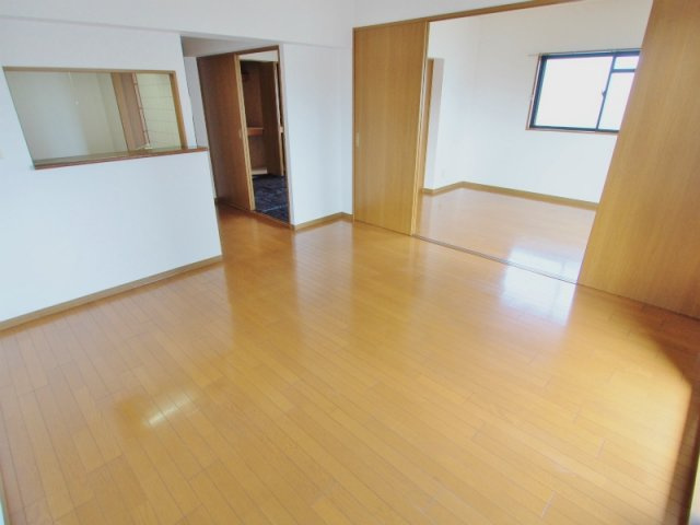 シャンペトルの居間・リビング