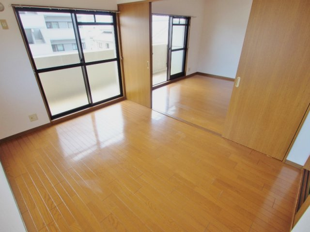 シャンペトルの居間・リビング