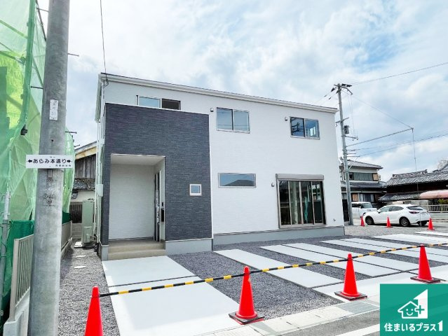守山市荒見町　第1期　新築一戸建ての外観|お客様に長く安心して住んでいだだける事にこだわった家づくり！住んでからのアフターサービスにもしっかりと取り組んでいます！