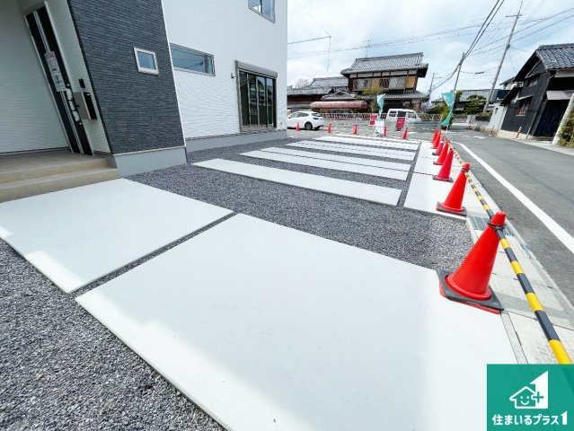 守山市荒見町　第1期　新築一戸建ての駐車場|駐車スペース！散水栓があるので、こまめに愛車を洗えます！