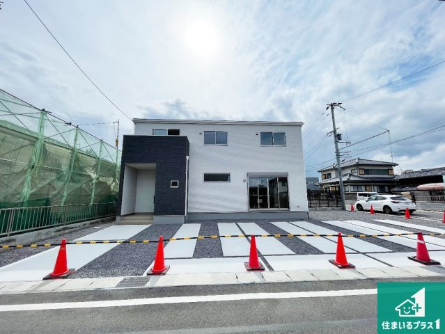守山市荒見町　第1期　新築一戸建ての外観|お客様に長く安心して住んでいだだける事にこだわった家づくり！住んでからのアフターサービスにもしっかりと取り組んでいます！