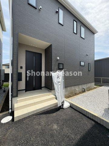 【外観】 | 耐震×制震装置搭載で、繰り返す地震に強い新築戸建◎
まずは１度見にいらしてみませんか。