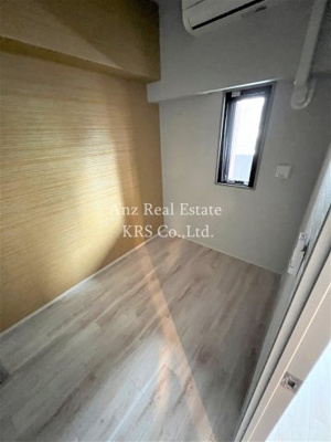 【寝室】 | ＰＨＯＥＮＩＸ北堀江 | 寝室部分にもエアコンがついています