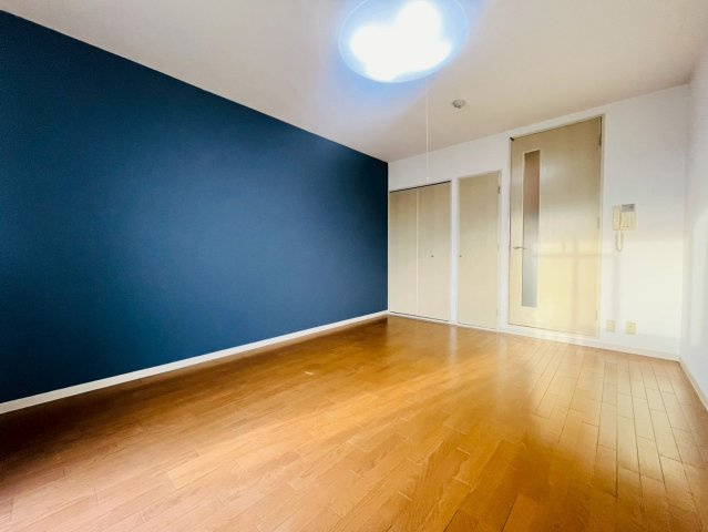 アーバンエース西神戸パルの居間・リビング