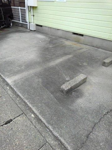 モア　ルフランの駐車場|駐車場です