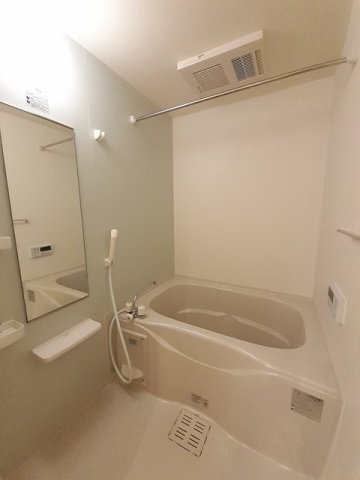 エトワール・Ｋの浴室|きれいなお風呂です