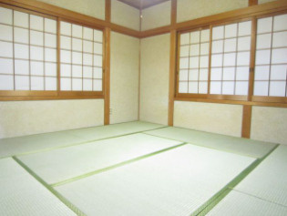 伊勢市前山町の中古一戸建の和室