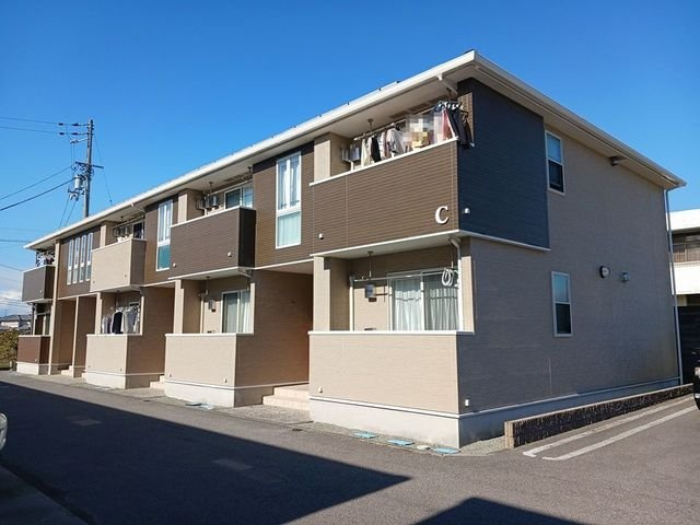 セレブリティ　Ｃの外観|外観もきれいです