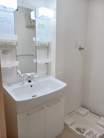 ボヌール　Ｂの洗面所|洗面所です