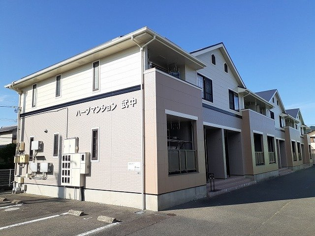 ハーブマンション　武中の外観|おしゃれな外観です