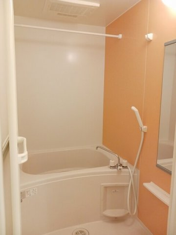 クラール南矢三Ａの浴室|お風呂で日々の疲れを落としましょう