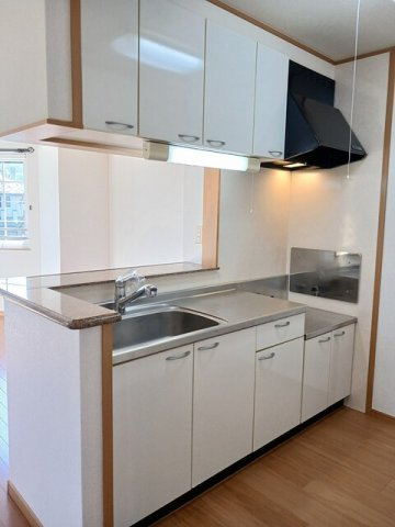 シャン・ドゥ・フルールのキッチン|キッチンでお料理をお楽しみください