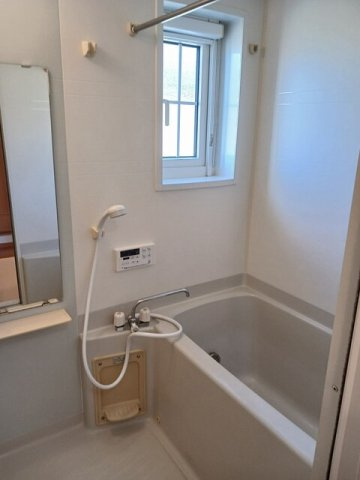 シャン・ドゥ・フルールの浴室|お風呂です