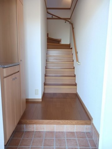 シャン・ドゥ・フルールの玄関|毎日通る玄関はこちらです