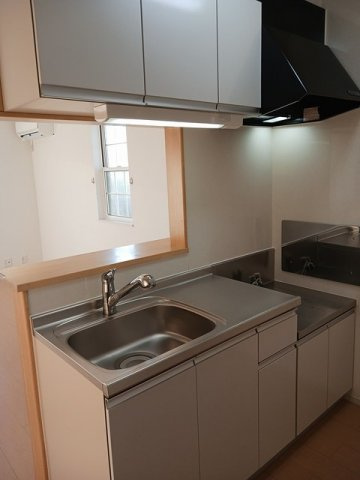 セレブリティ　Ｄのキッチン|きれいなキッチンです