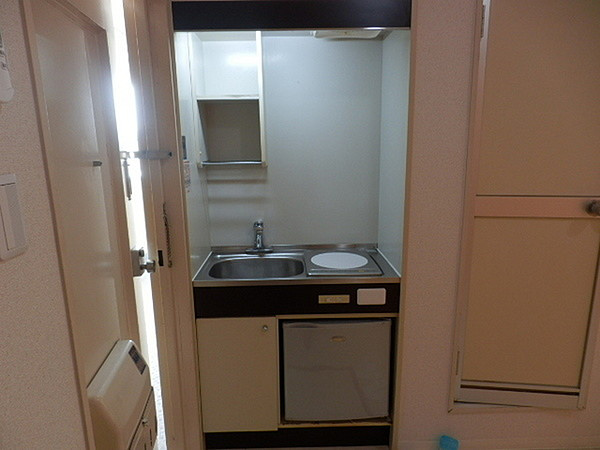 リベルテヴィラの収納|キッチンでお料理をお楽しみください