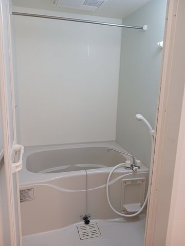 サニースクエアＢの浴室|落ち着いた空間のお風呂です