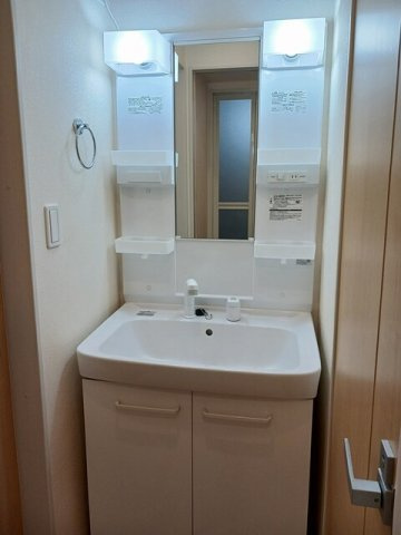 フルール　蘭Ⅱ　Ｂの洗面所|広い洗面スペース