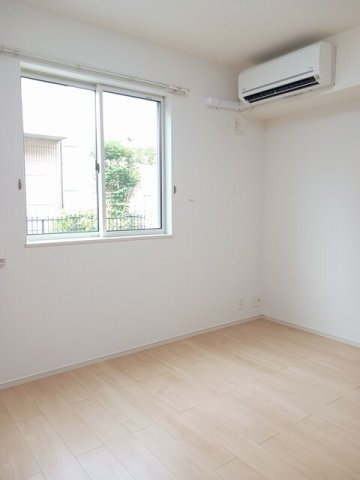 フルール　蘭Ⅱ　Ｂの内装|明るい室内です