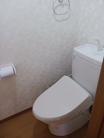 ヴィラ・ファミールＢのトイレ|シンプルで使いやすいトイレです