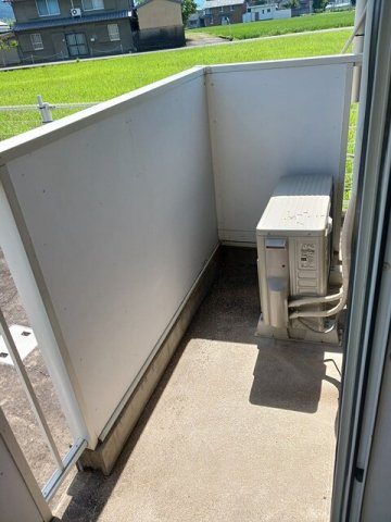 プレアヴェニューＡのバルコニー|バルコニーからの眺めを楽しみながら食事をしませんか