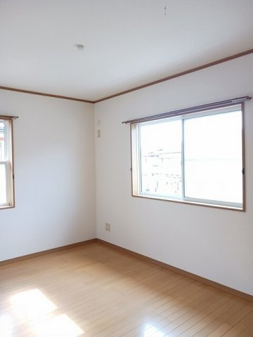 ヴィラ・ファミールＢのその他