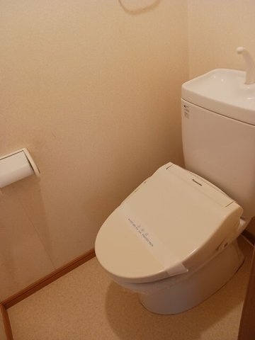 ヴィラ・ファミールＡのトイレ|トイレもきれいです