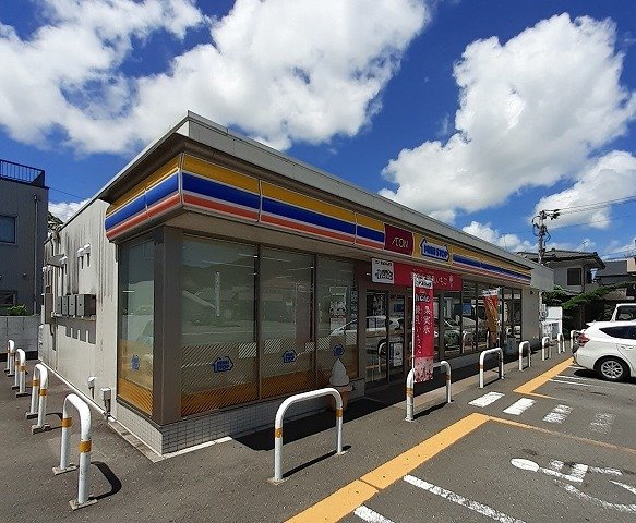 ヴィラ・ファミールＡの周辺|ミニストップ小松島町店様まで500m