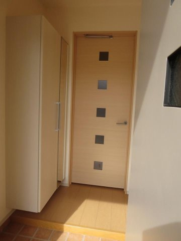 ミルト西新浜Ⅰの玄関