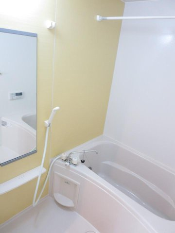 ミルト西新浜Ⅰの浴室