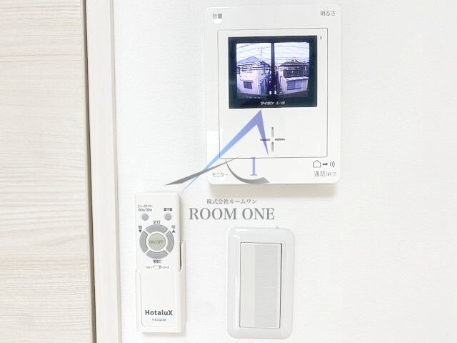 東が丘ハイツのセキュリティ|モニター付インターホンです。