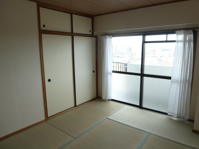 第一寿楽アビタシオンの和室