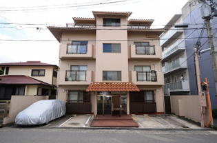 親王塚マンションの外観