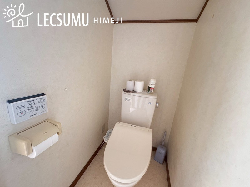 姫路市六角/中古戸建のトイレ